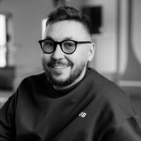 Артем Аманов